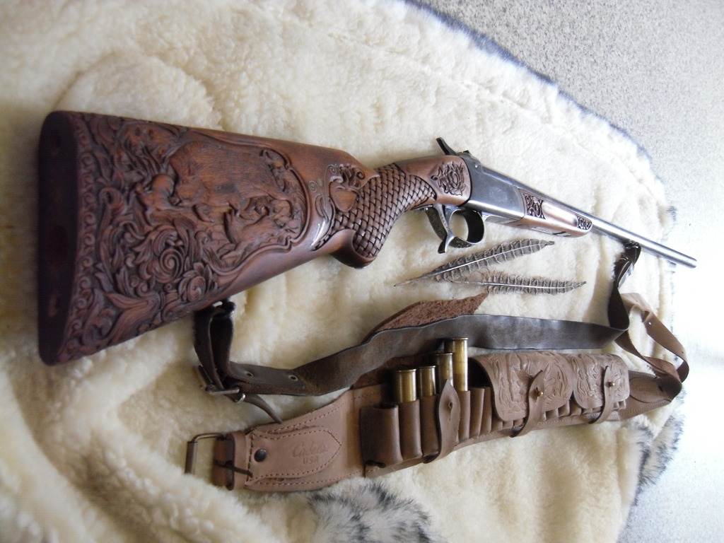 Приклады на охотничьи ружья. ИЖ 54 инкрустированное. Ружейный ремень ТОЗ 34. Резной приклад для ружья.